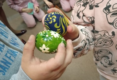 04 03 25 11